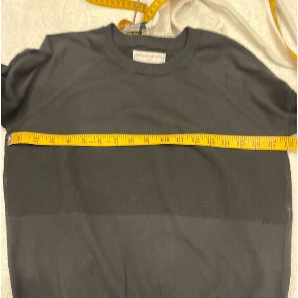 Spiritual Gangster Black On The Go Crop Sweater.Size S - Picture 14 of 14